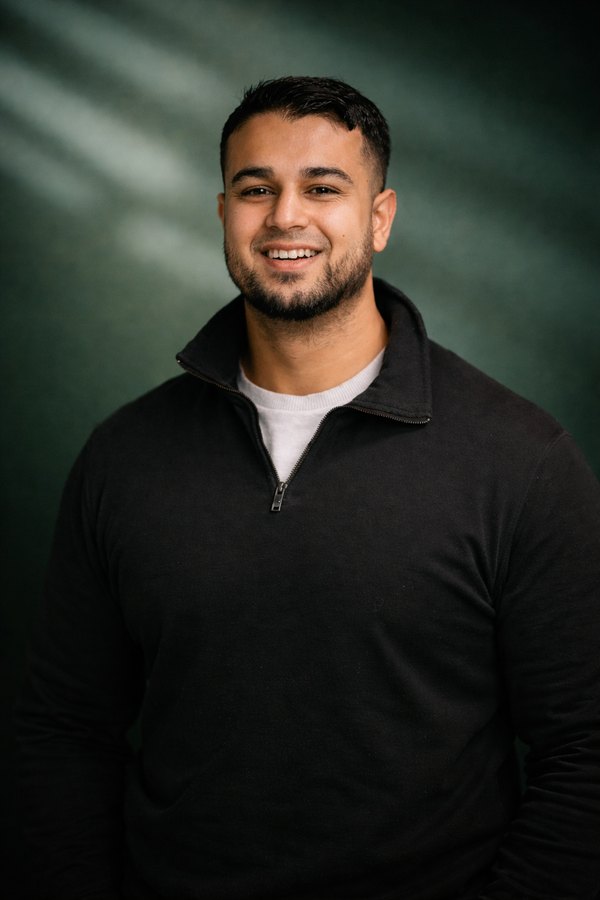 Bilal Hussain – Graphic Designer hos mojo media